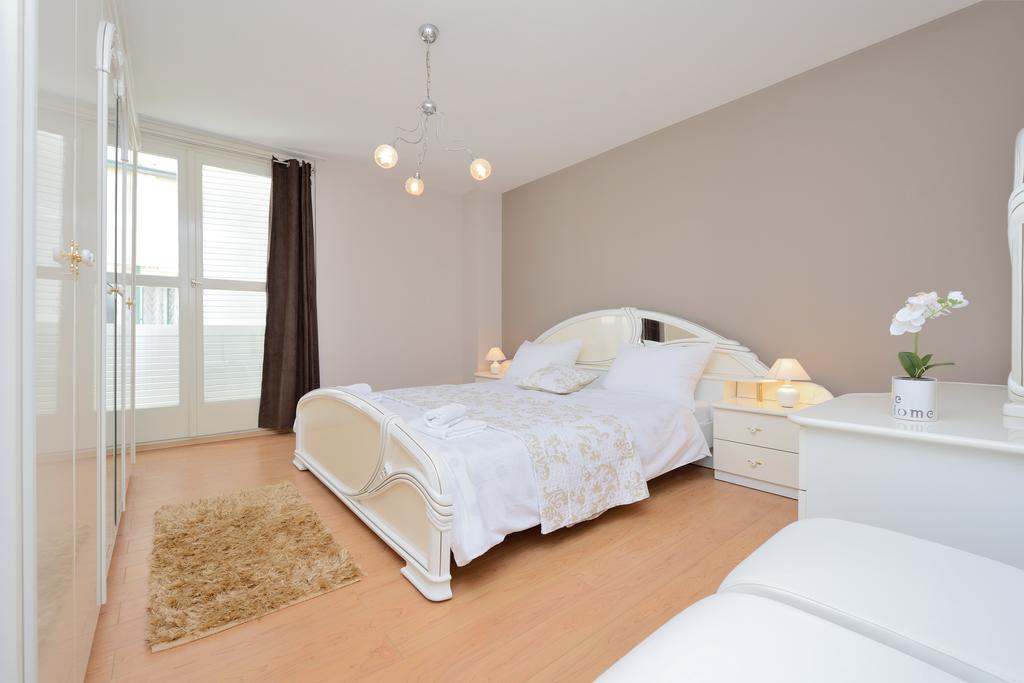 Apartment Kalelarga Zadar Habitación foto